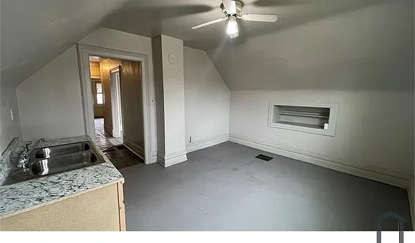 856 N Solvay St #UPPER — Photo 5