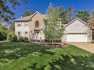 458 Medway Rd, Highland Heights, OH 44143