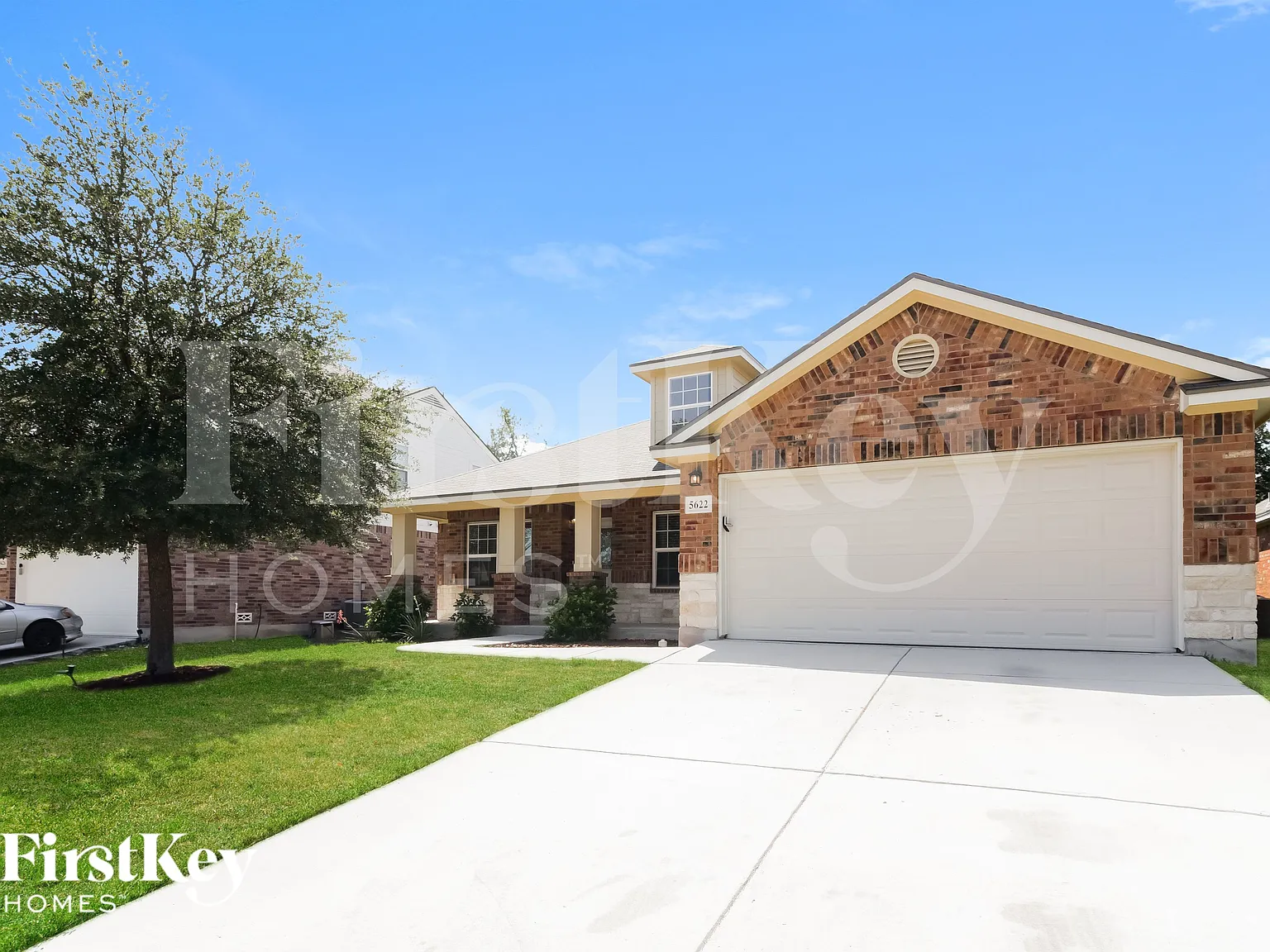 4 bed, 2.0 bath, 2130 sqft, $1,870 — Photo 2