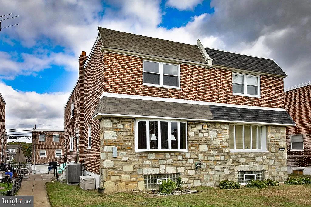 3037 Nesper St photo 1