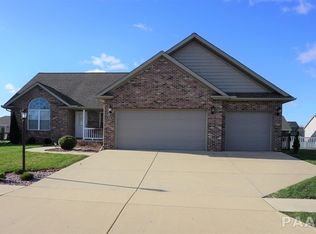 1416 Aspen Dr, Washington, IL