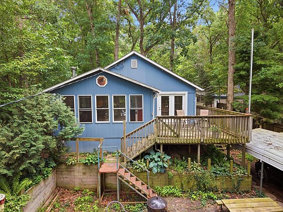 2nd image of 3009 Idle Hills Rd