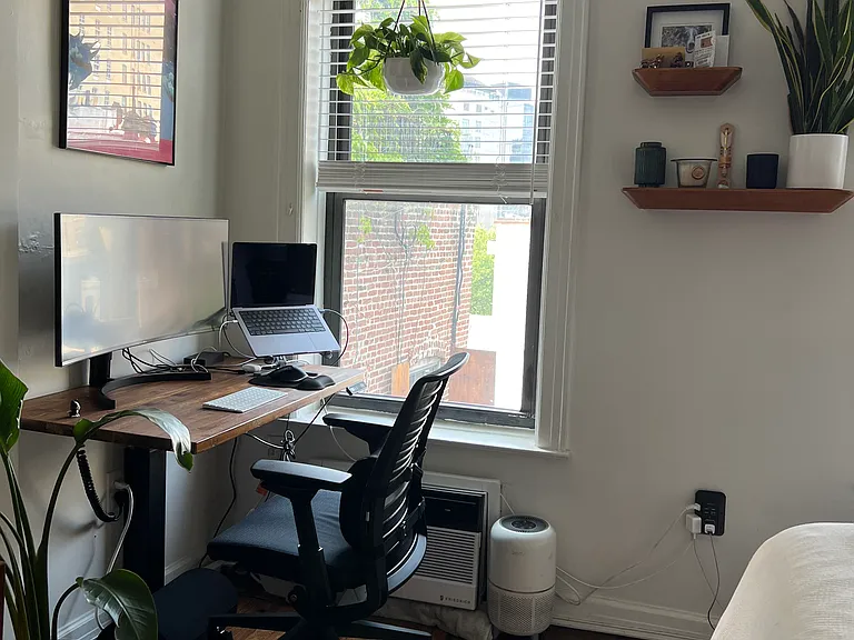 51 Jane St #19 — Photo 4