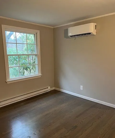 162 Seymour Rd — Photo 6