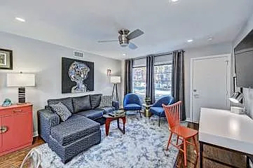 510 Queens Rd — Photo 8