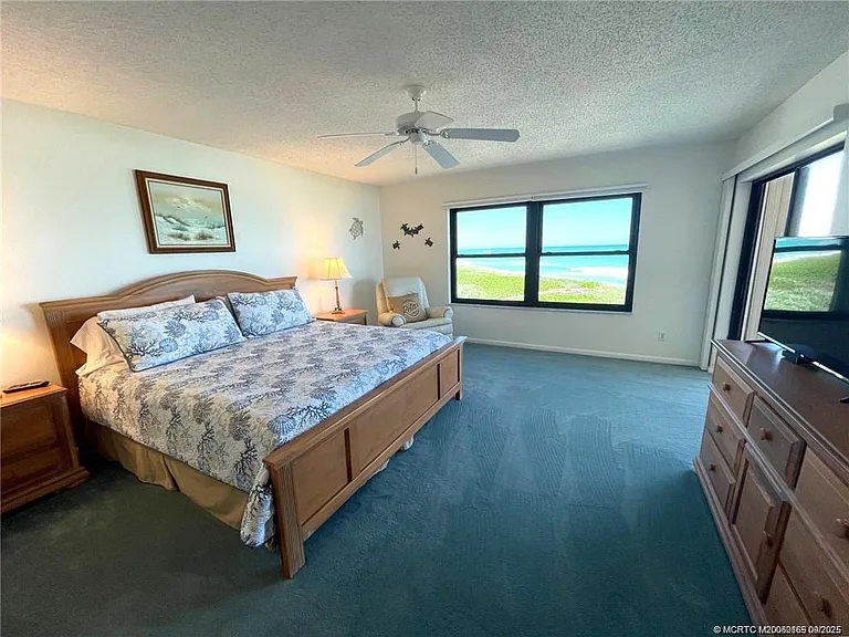 2491 NE Ocean Blvd #302 — Photo 16