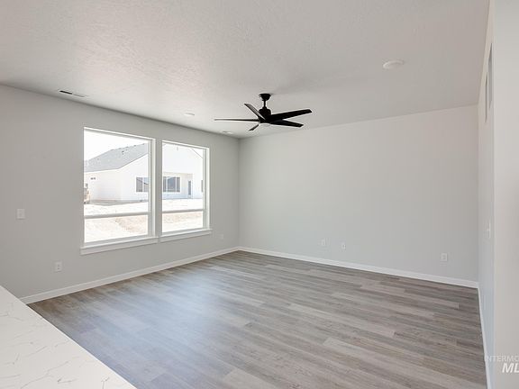 5th image of 10048 W La Jolla Dr
