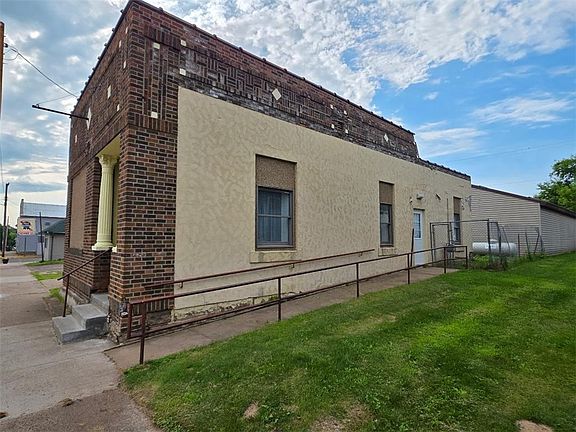 2nd image of 134 Soo Avenue E