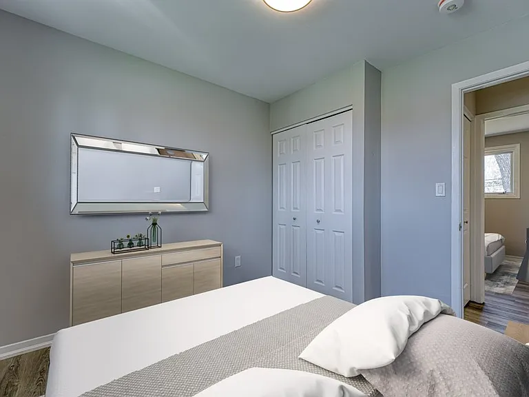 795 Aylmer Cres #1 — Photo 14