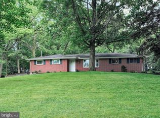 1385 Drager Rd, Columbia, PA 17512