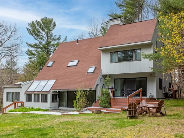 44 Spencer Brook Ln, Carlisle, MA 01741
