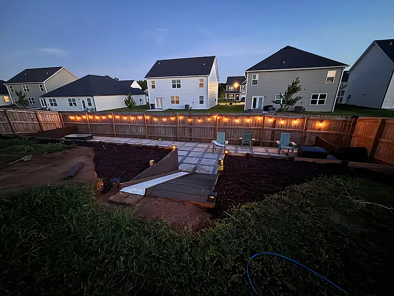 418 Harrow Dr — Photo 1