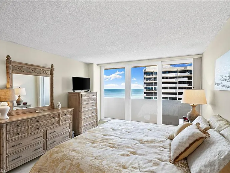 4001 Gulf Shore Blvd N #1106 — Photo 20