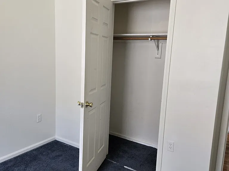 156 Johnson Ave — Photo 22