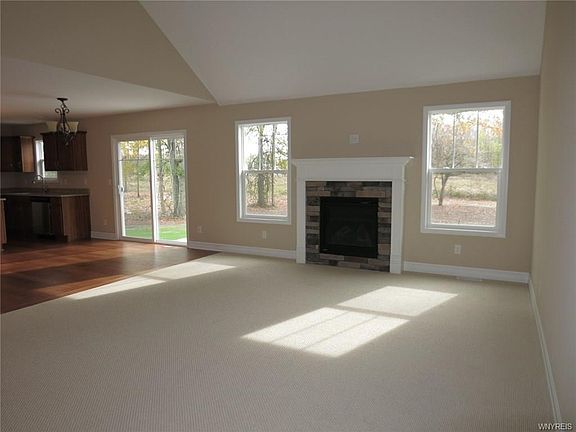 5th image of 324 Havenwood Ln