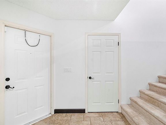 4th image of 1714 Shoreside Circle