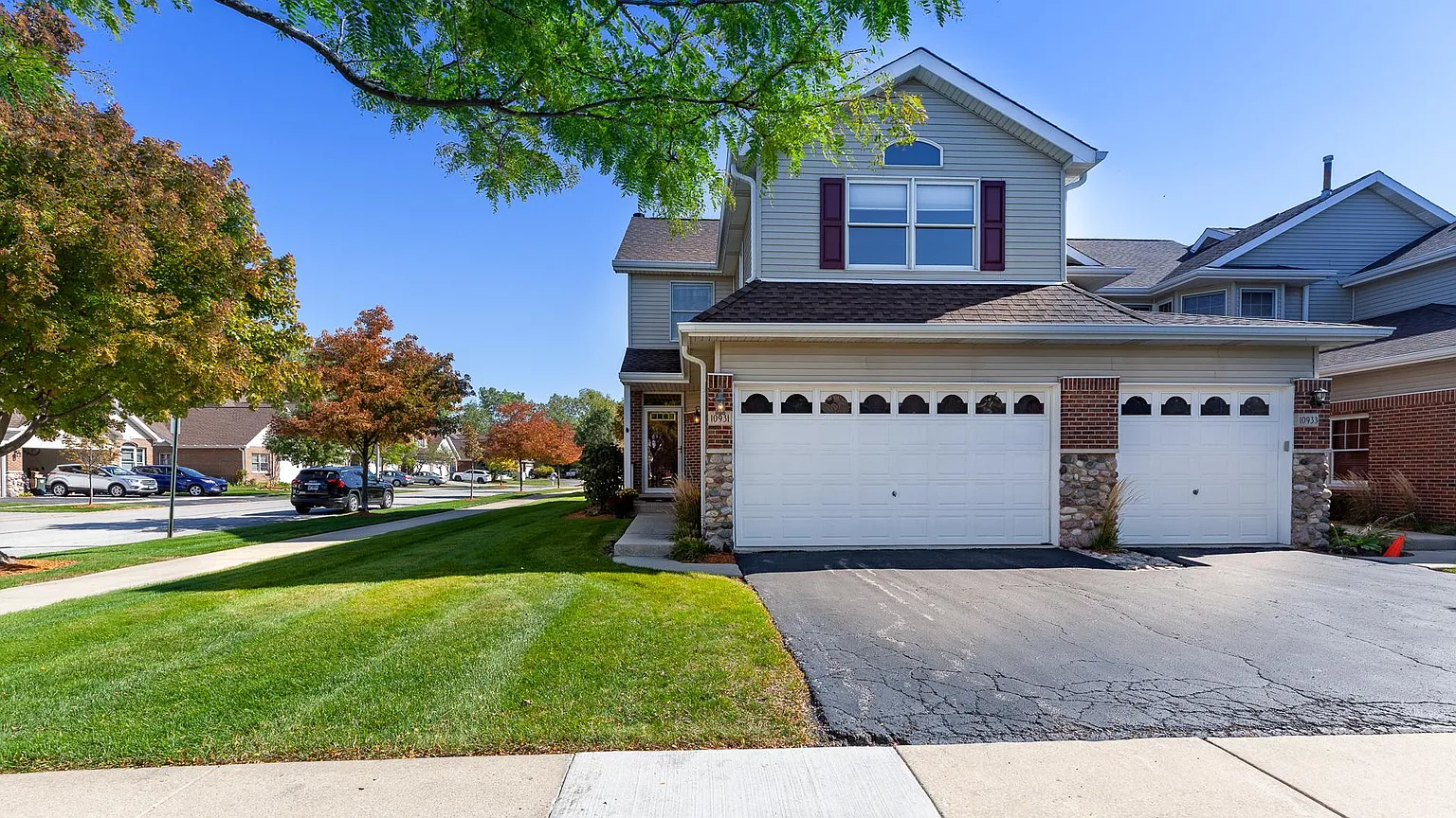 10931 Jodan Dr photo 1
