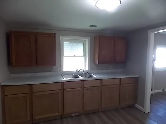 204 N Church St — Photo 5