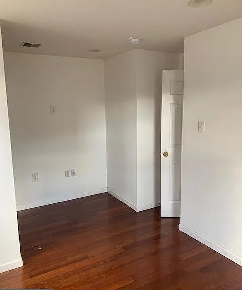 918 S 22nd St #3 — Photo 9