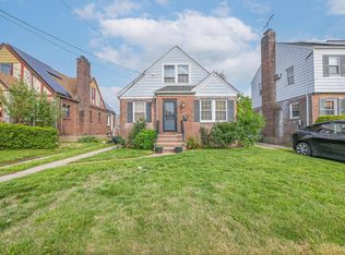 49 Union St, Valley Stream, NY 11580