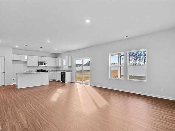 7th image of this home