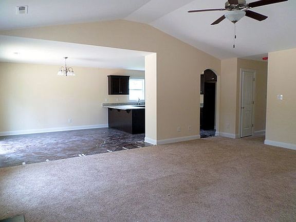 4th image of 111 Quail Dr