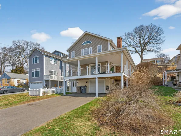 7 Edge Hill Road, East Lyme, CT 06357