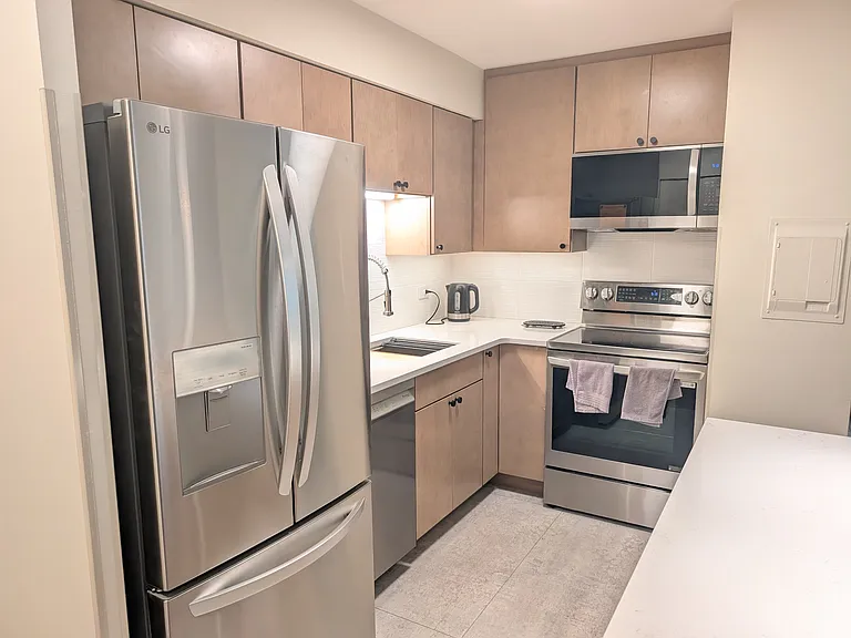 1516 Hinman Ave #804 — Photo 8