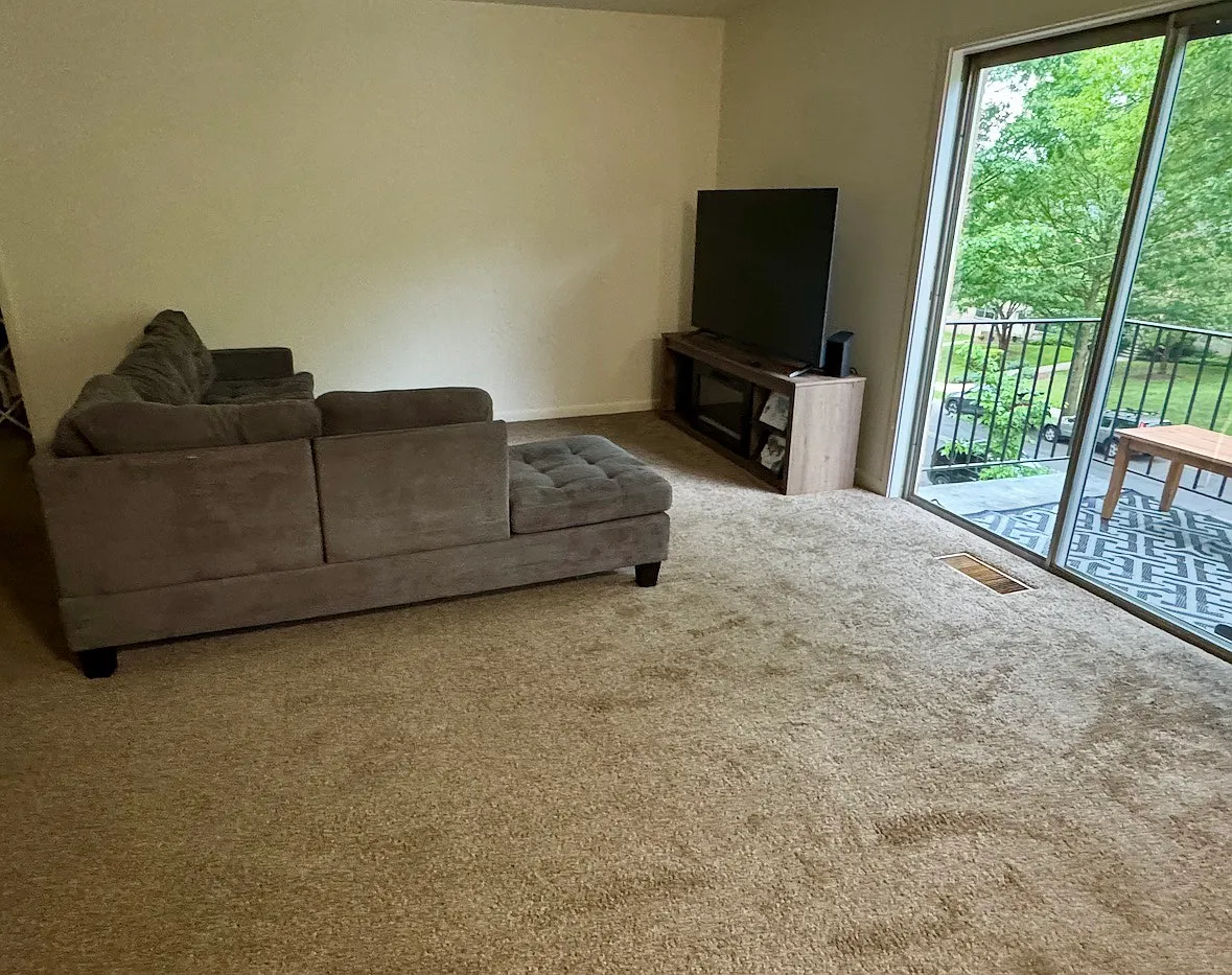 2 bed, 1216 sqft, $2,250 — Photo 3