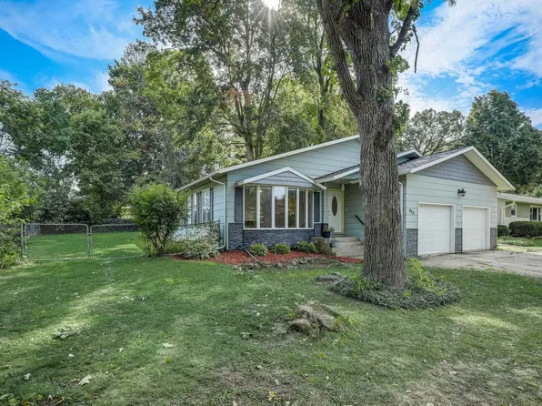 450 Ollie St, Cottage Grove, WI 53527