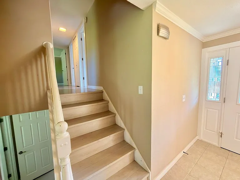 16915 NE 22nd Pl — Photo 11