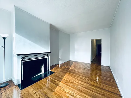 Rented by Ovation Properties, LLC | media 10