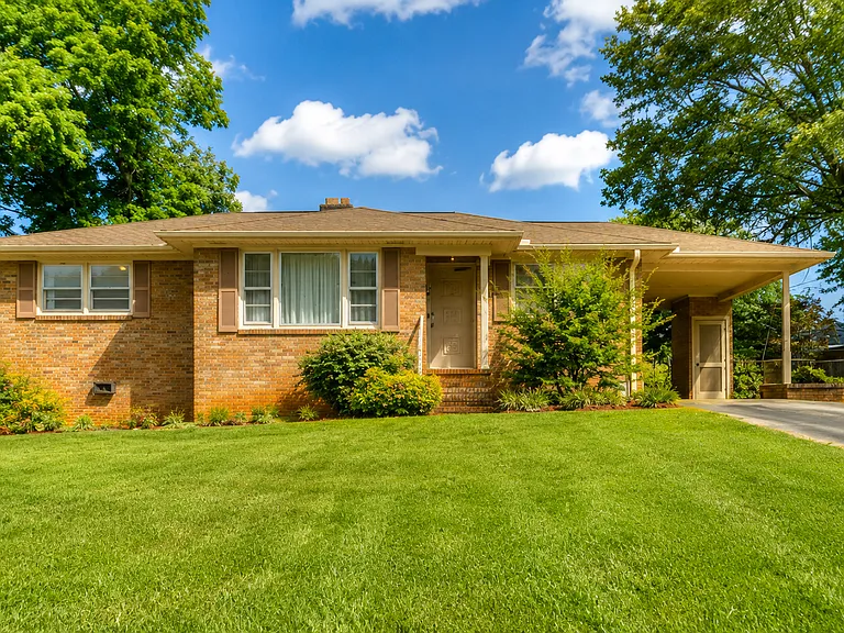 3 Lynhurst Dr — Photo 3