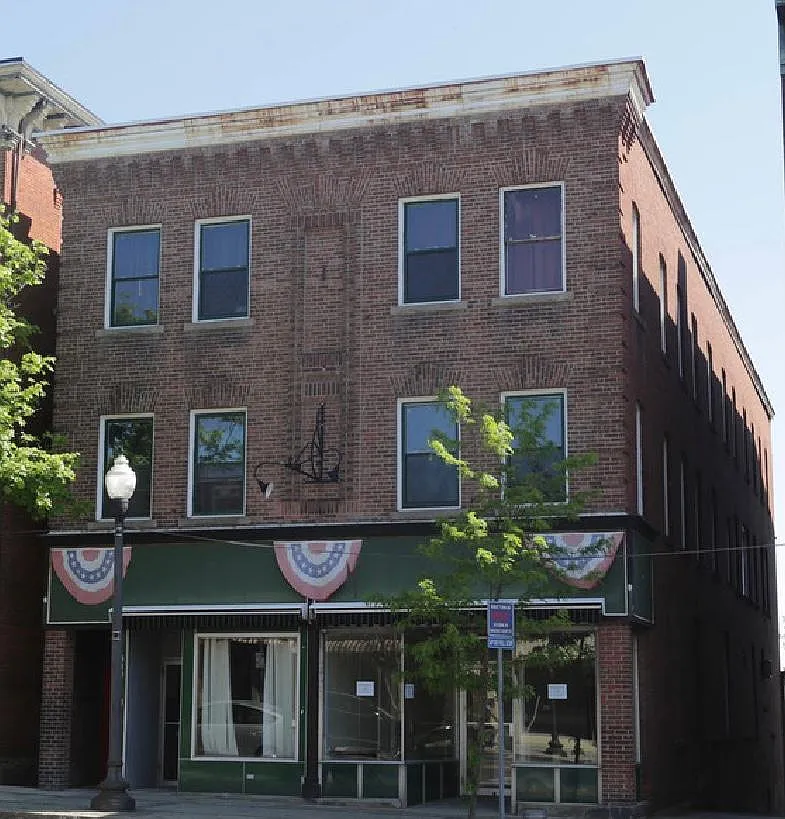 1 bed, $1,605 — Photo 1