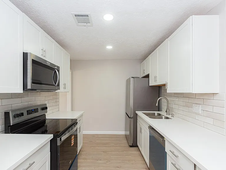 16911 Bougainvilla Ln — Photo 15