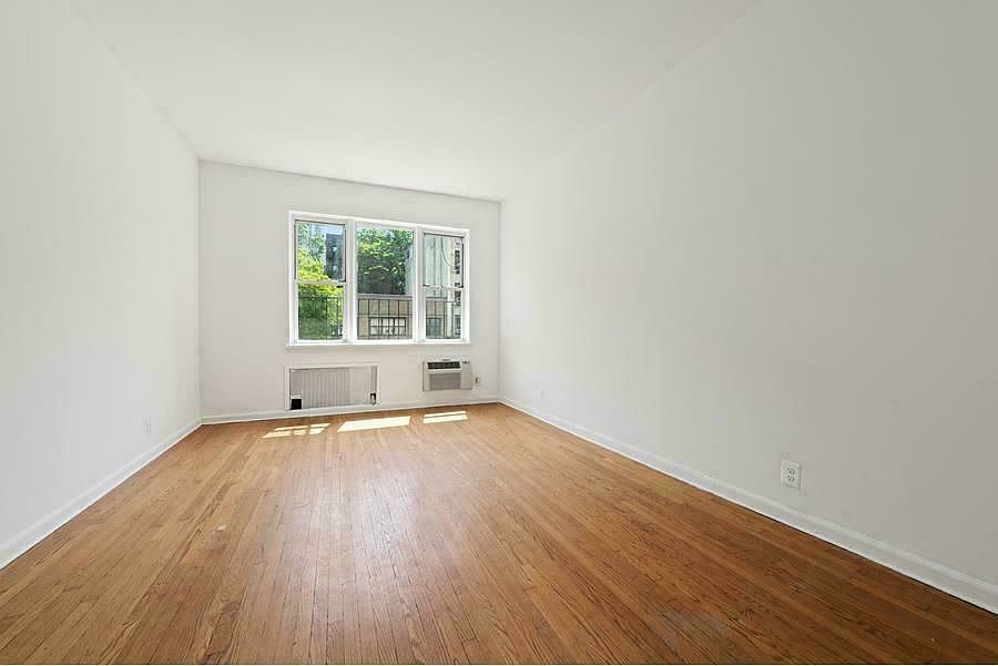 1st image of 1707 2nd Ave APT 6