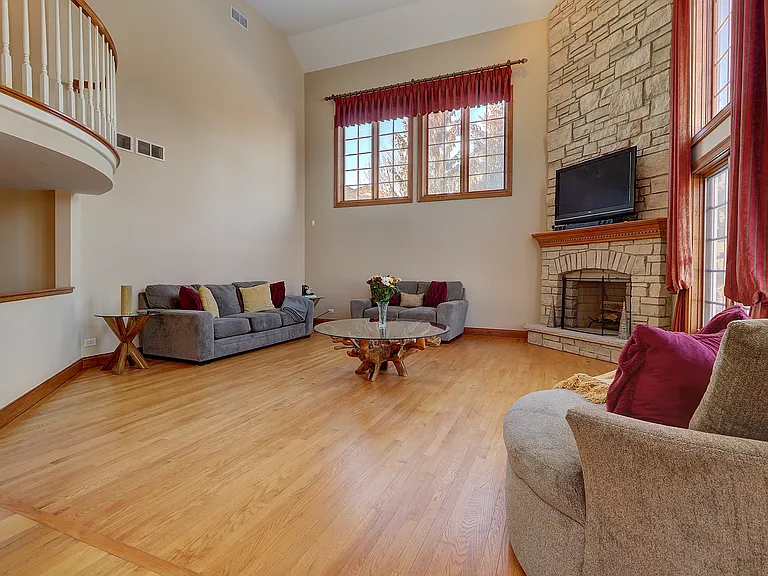 26025 Whispering Woods Cir — Photo 15
