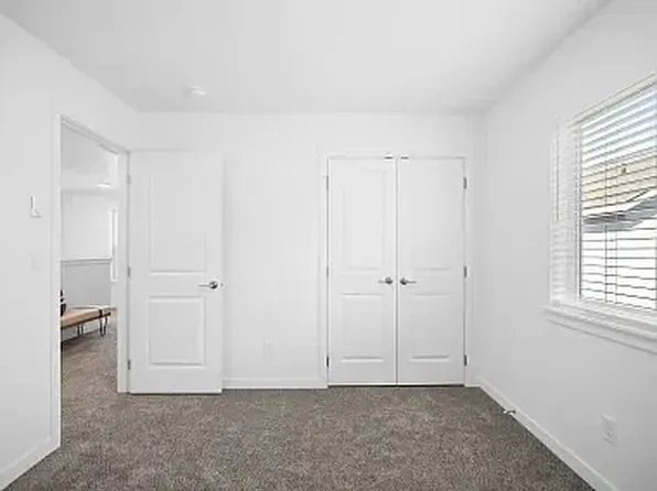 800 E F St, Deer Park, WA 99006