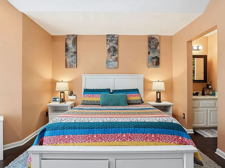 700 Bishops Park Dr #306 — Photo 22