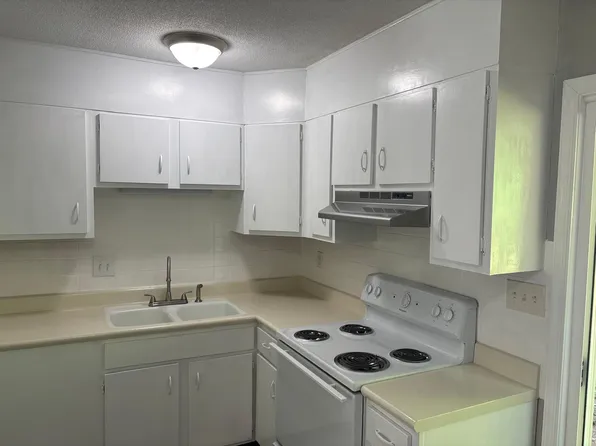 5790 Indiana Ave #B, Winston Salem, NC 27106
