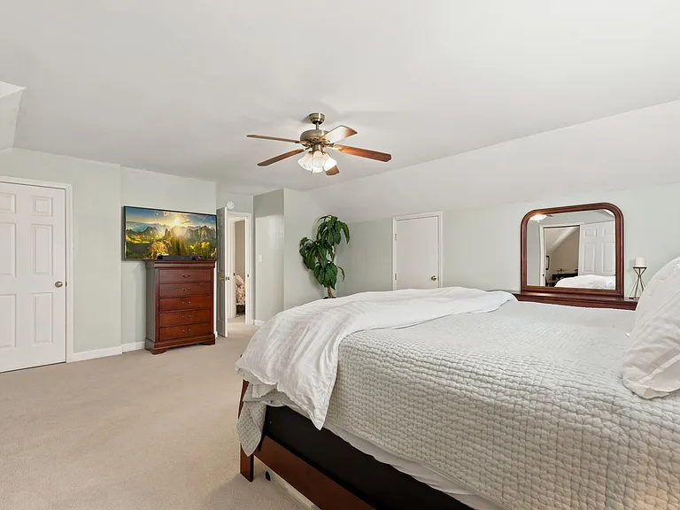 2306 Strawberry Ln — Photo 22