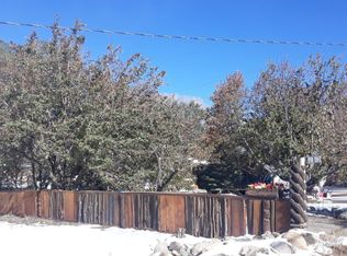 16 Archuleta Rd, Ranchos De Taos, NM 87557