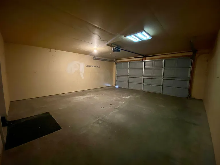 1815 Industrial St — Photo 17
