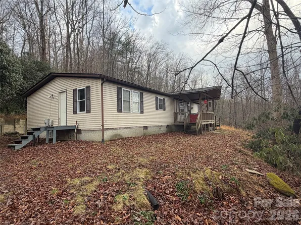233 Lyday Creek Rd, Pisgah Forest, NC 28768