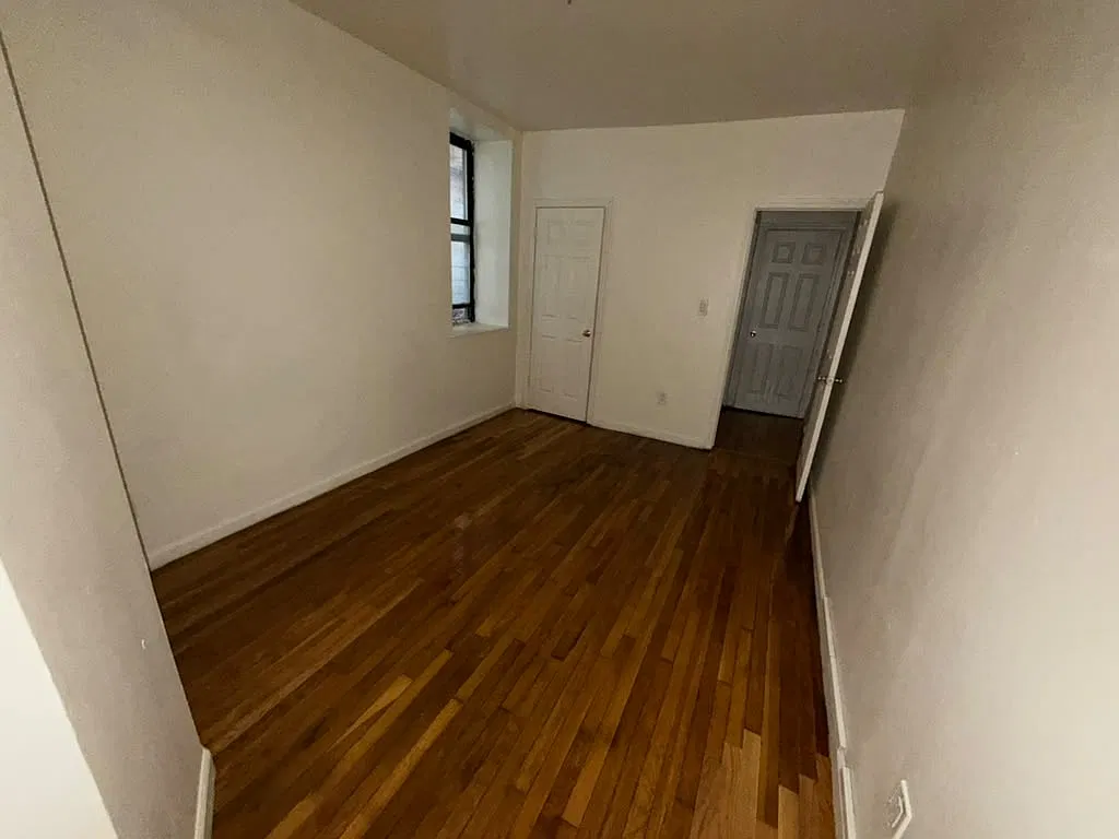 1 bed, $2,027 — Photo 2