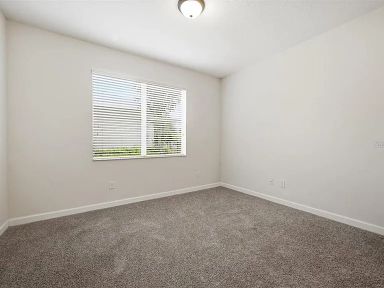 11854 Sonnet Ave — Photo 12