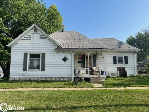 21 5th Ave W, Albia, IA 52531