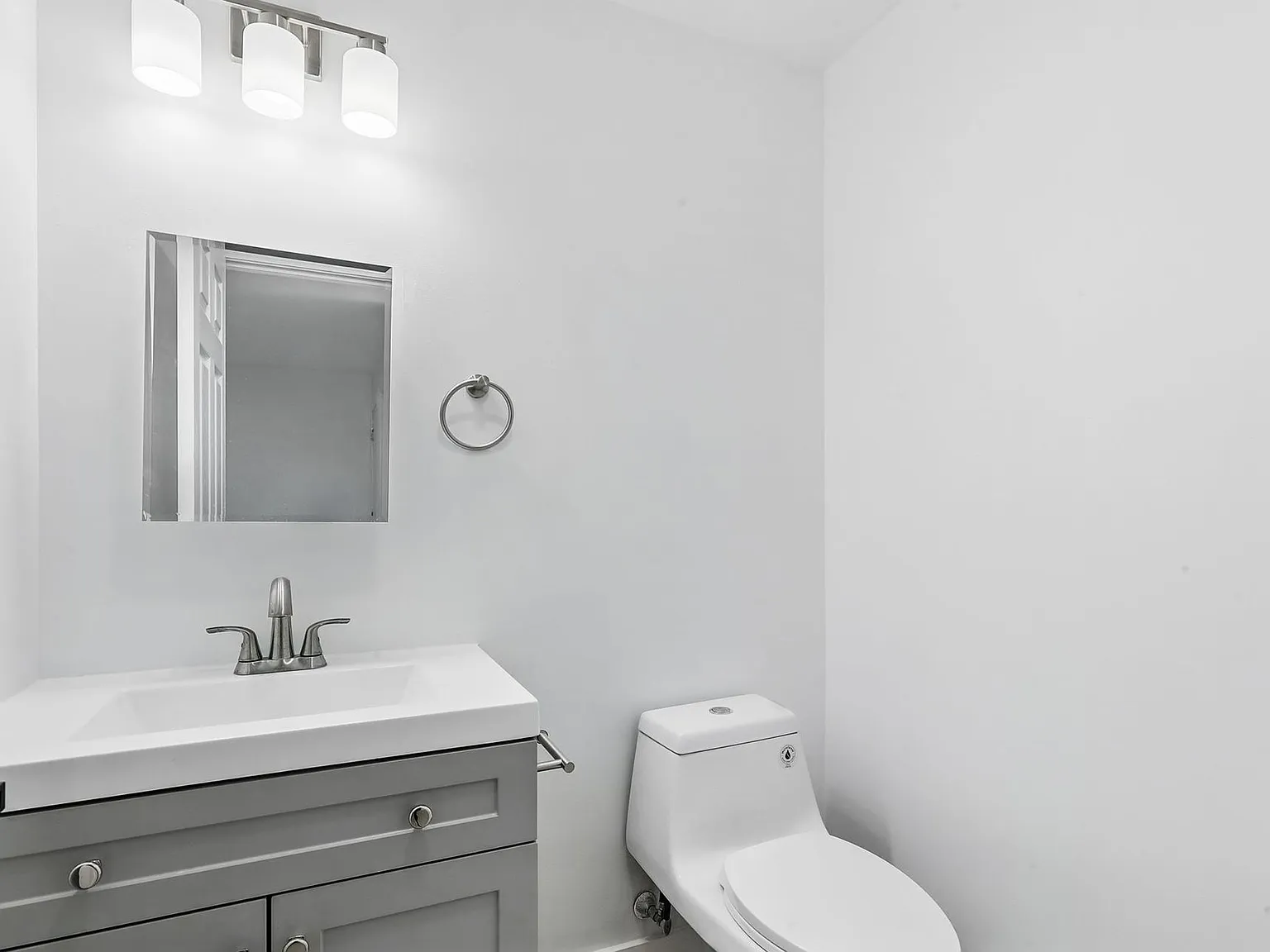 Chestnut Townhomes — Photo 4