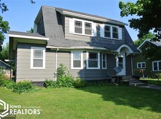 214 S Victor St, Hubbard, IA 50122