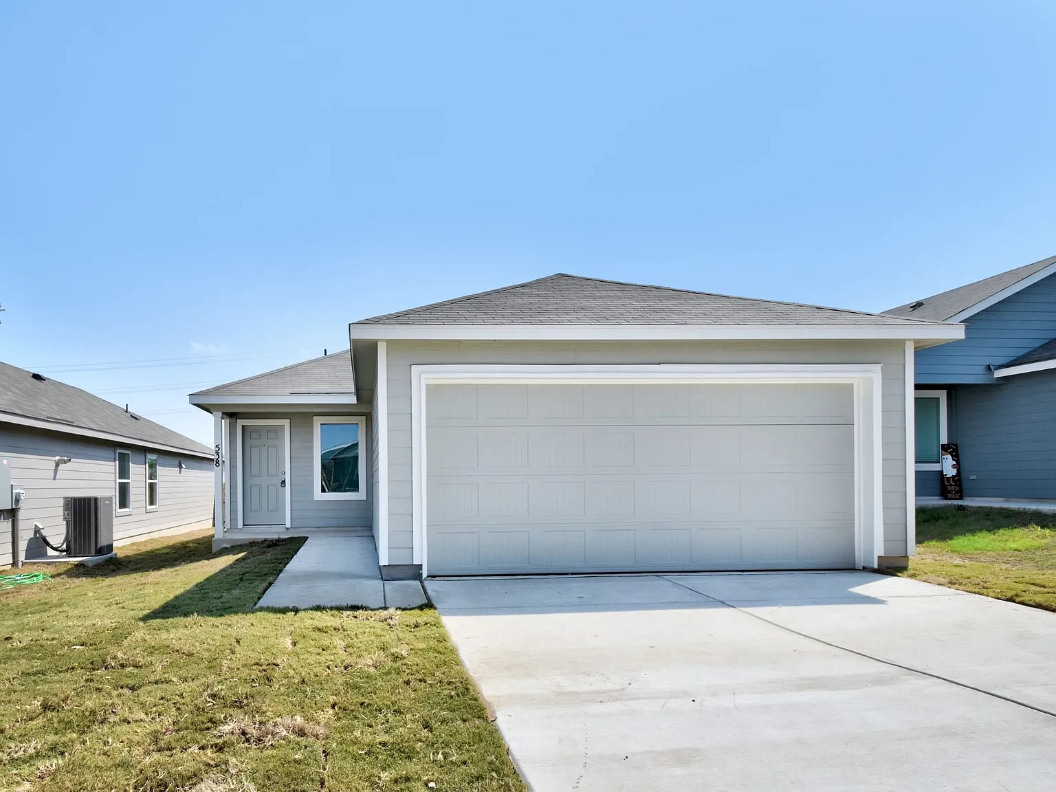 3 bed, 1266 sqft, $1,495 — Photo 2